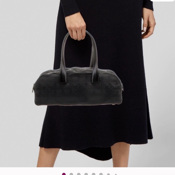 Chanel travel line mini Boston shoulder bag in black nylon - Picture 11 of 11